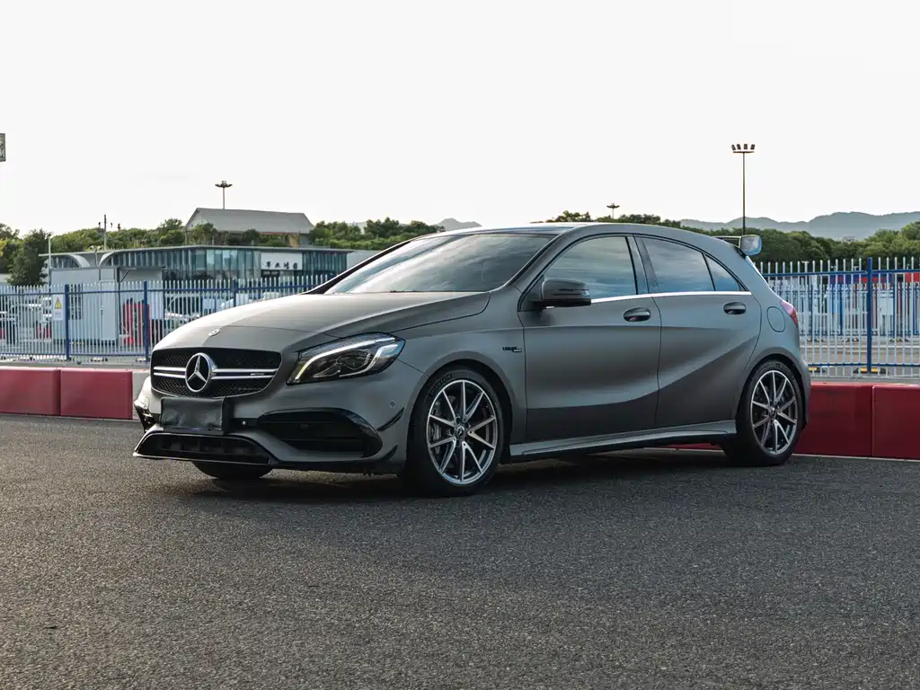 Mercedes-Benz A-Class AMG 2018 — фото 1