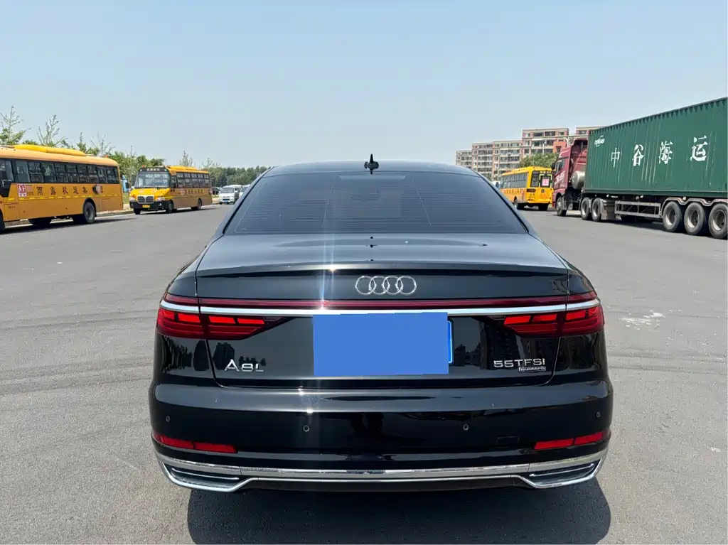 Audi A8 2020 — фото 10