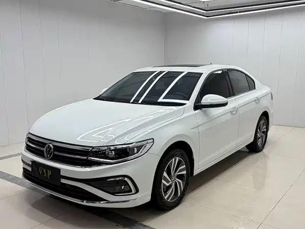 Volkswagen Bora 2023