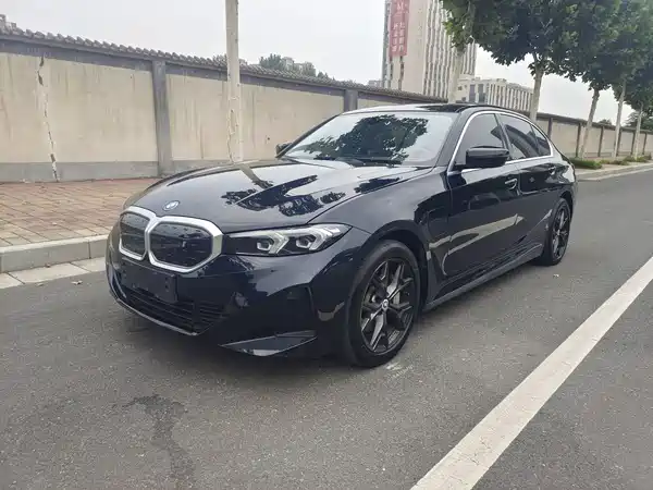 BMW i3 2024