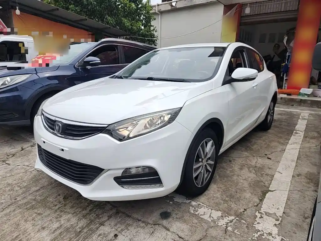 Changan Eado XT 2015 — фото 2