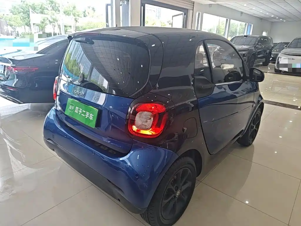 smart fortwo 2016 — фото 7