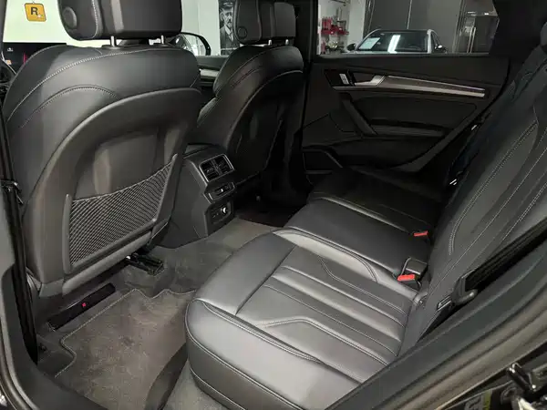 Audi Q5L 2025