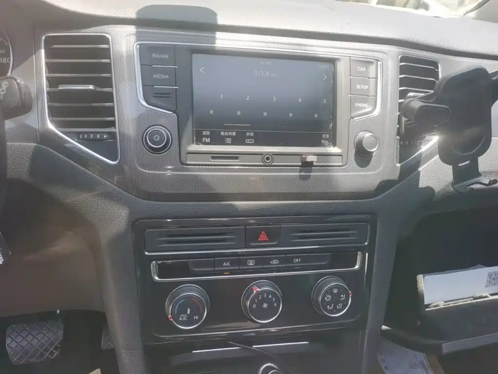 Volkswagen Golf Jialu 2017 — фото 13