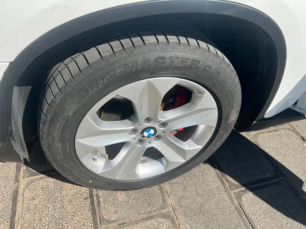 BMW X6 2014 — фото 11
