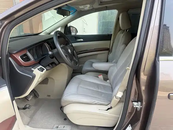 Buick GL8 2014