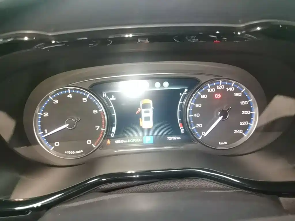 GAC Trumpchi M8 2020 — фото 12