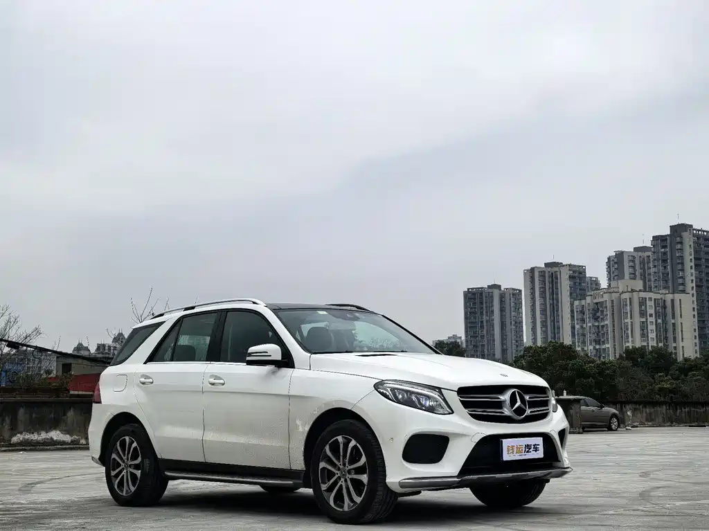Mercedes-Benz GLE 2017 — фото 5