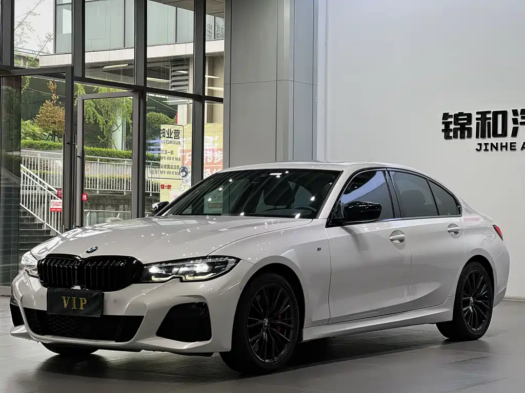 BMW 3 Series 2020 — фото 1