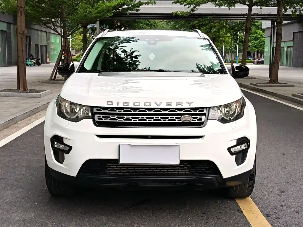 Land Rover Discovery Sport 2017 — фото 2
