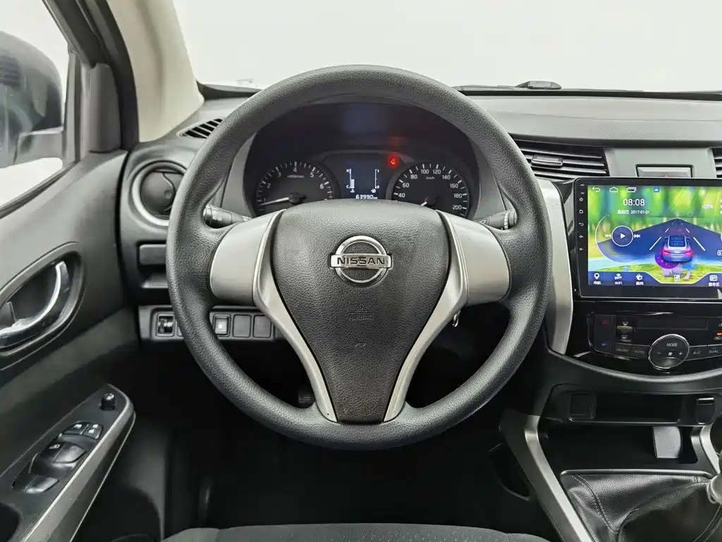 Nissan Navarre 2017 — фото 11