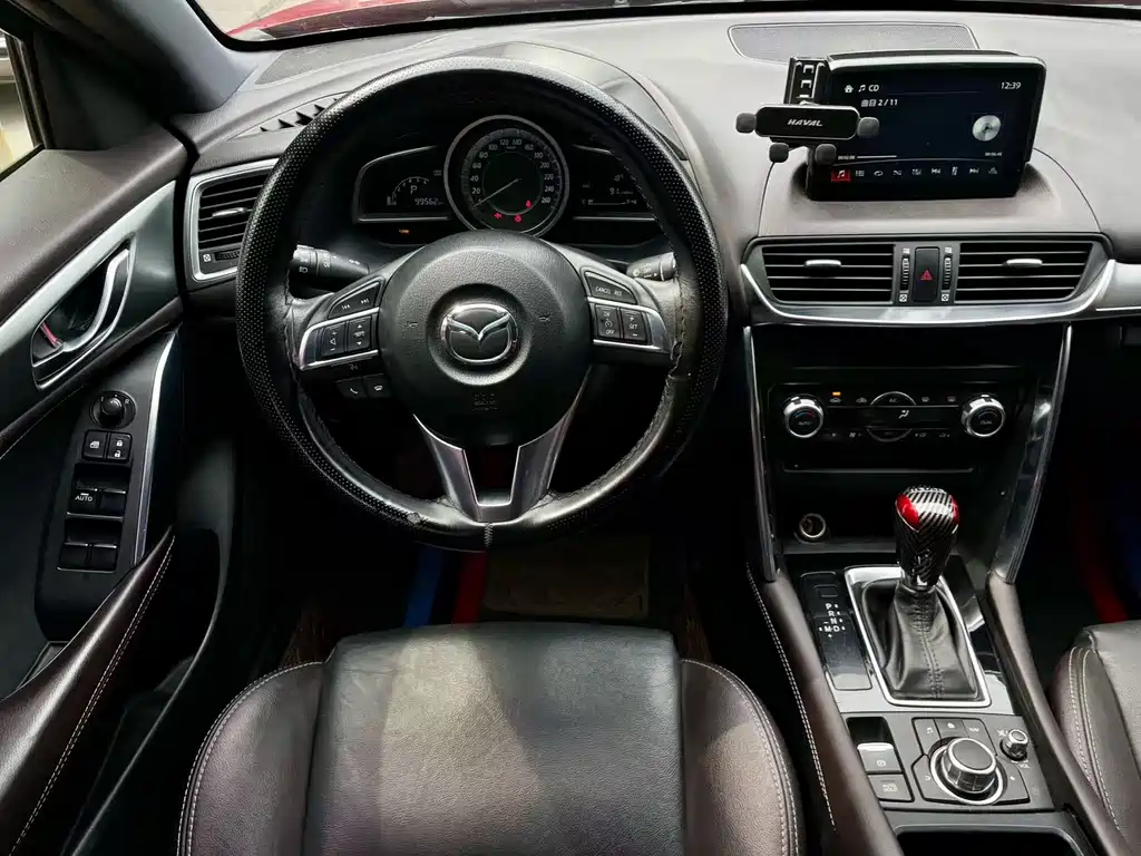 Mazda CX-4 2016 — фото 8