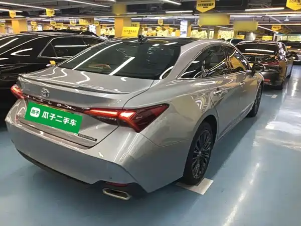 Toyota Avalon 2020