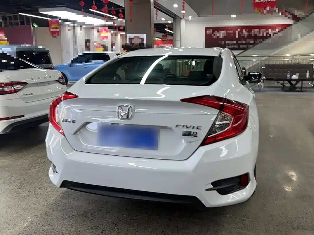 Honda Civic 2017 — фото 7