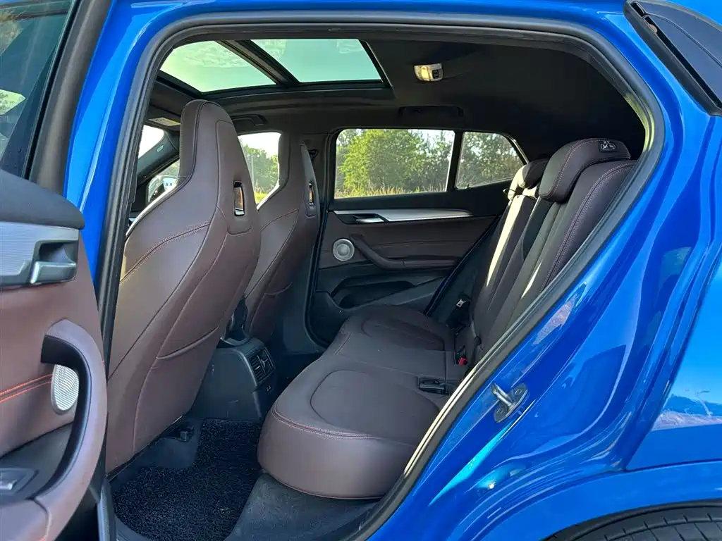 BMW X2 2021 — фото 10