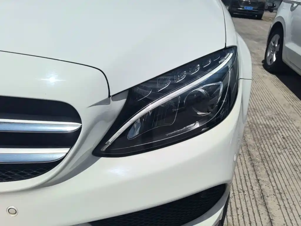 Mercedes-Benz C-Class 2017 — фото 24