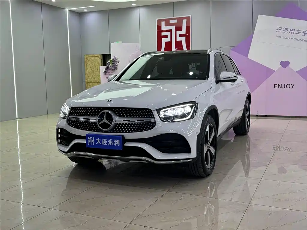 Mercedes-Benz GLC 2022 — фото 1