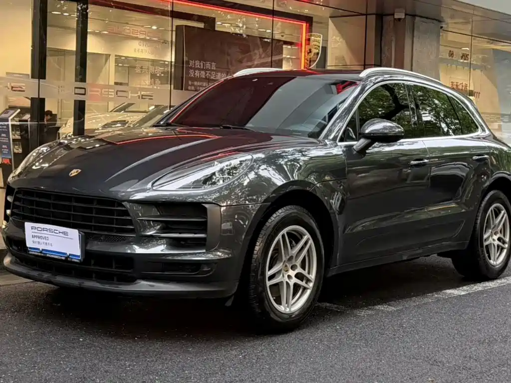 Porsche Macan 2021