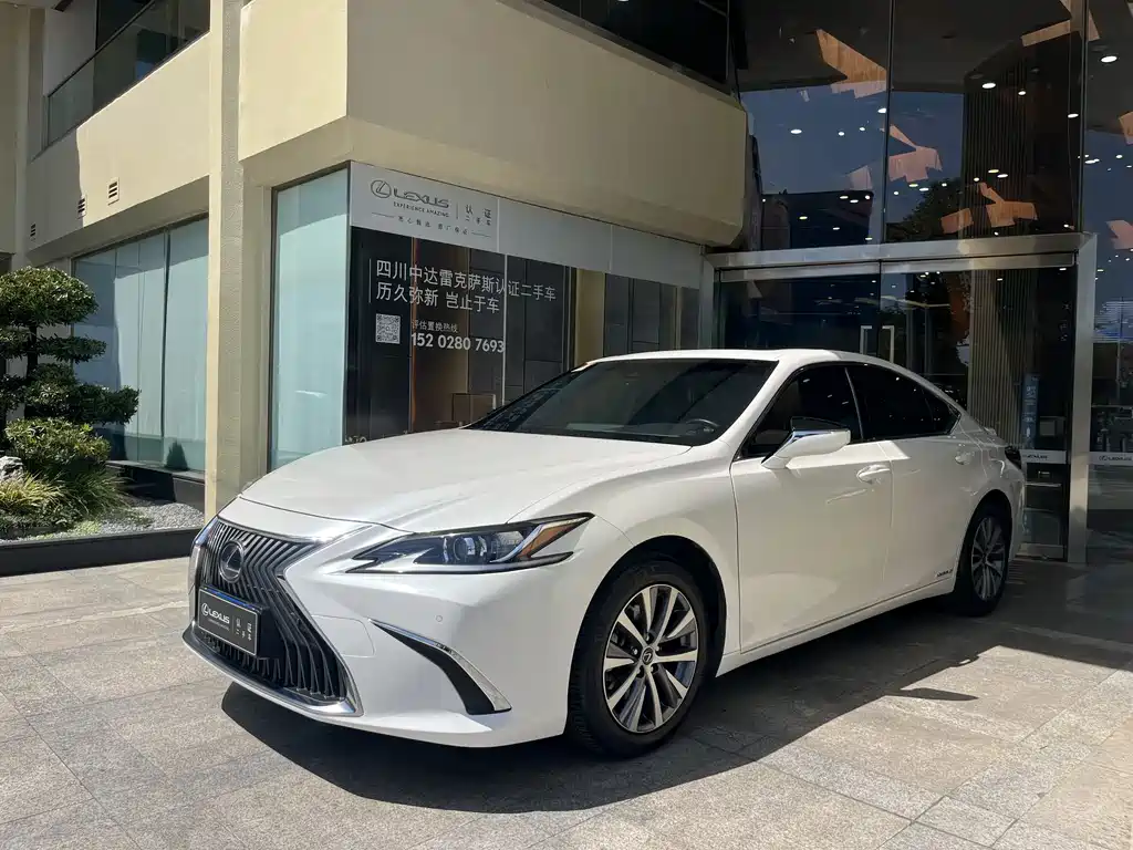 Lexus ES 2021 — фото 2