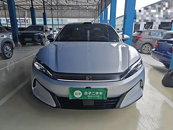 BYD Han L 2025
