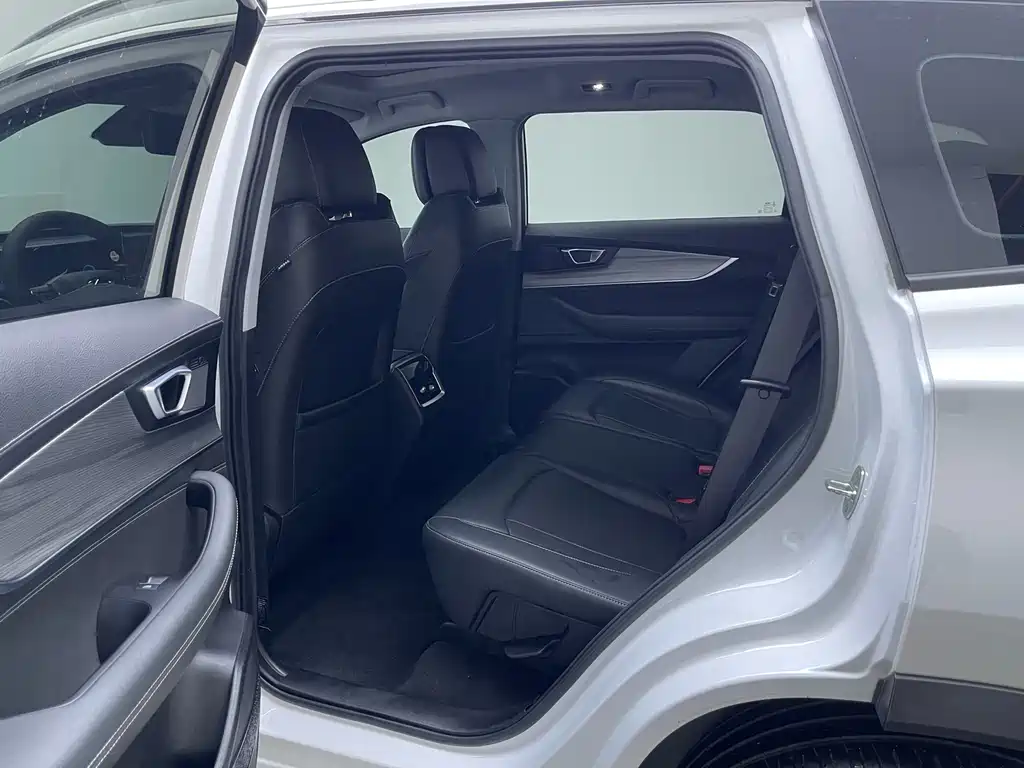 Chery Tiggo 8 PLUS 2022 — фото 10