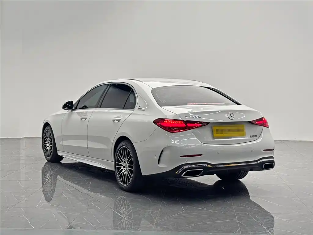 Mercedes-Benz C-Class 2023 — фото 4