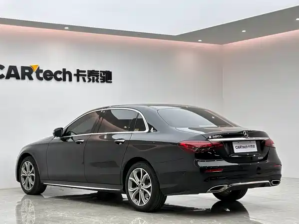 Mercedes-Benz E-Class 2023