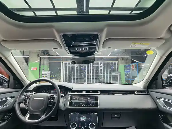 Land Rover Range Rover Velar 2018