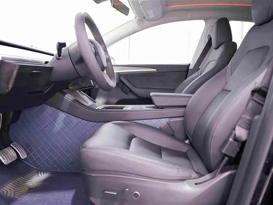 Tesla Model Y 2023 — фото 12