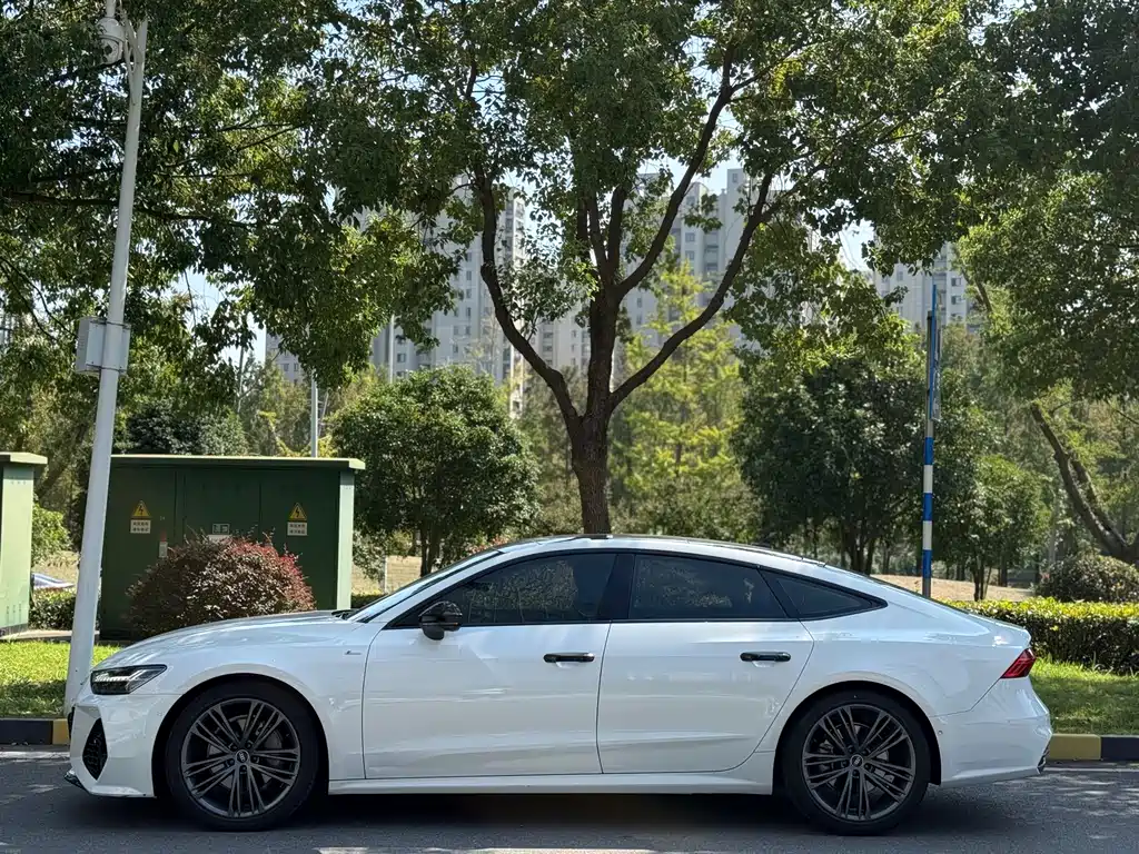 Audi A7 2022 — фото 3