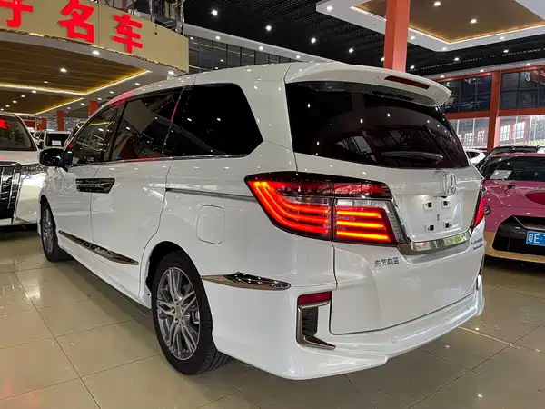 Honda Elysion 2021