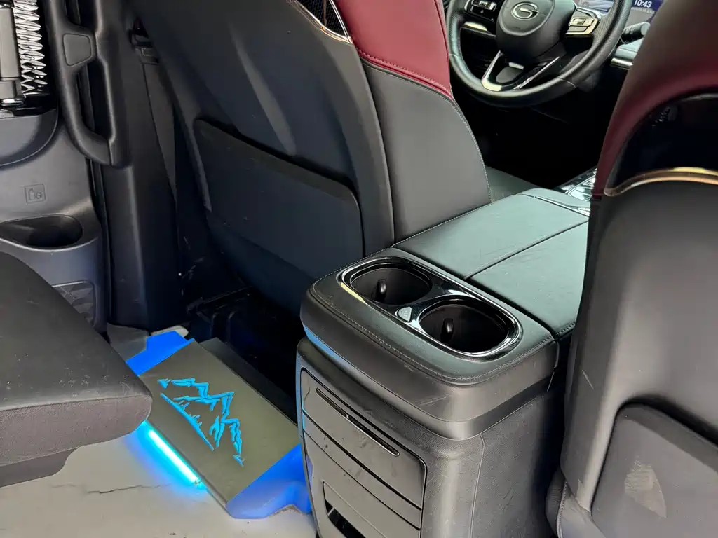 GAC Motor Trumpchi M8 2023 — фото 19