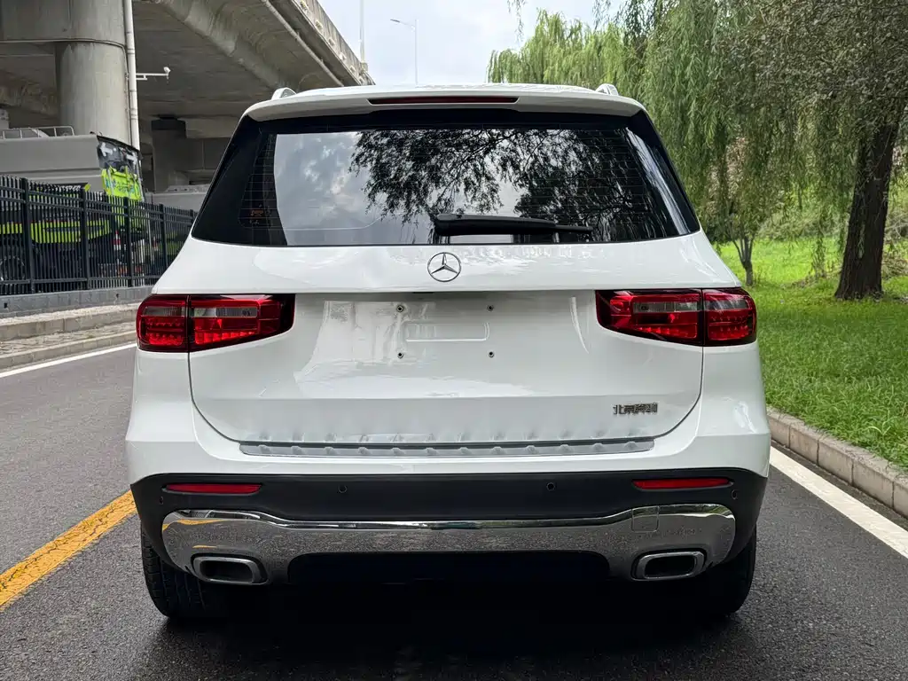 Mercedes-Benz GLB 2021