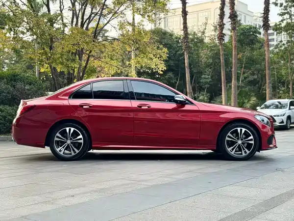 Mercedes-Benz C-Class 2017