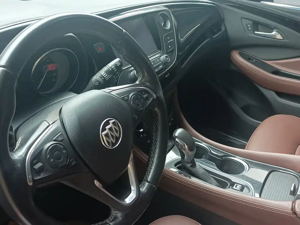 Buick Envision Plus 2019 — фото 6