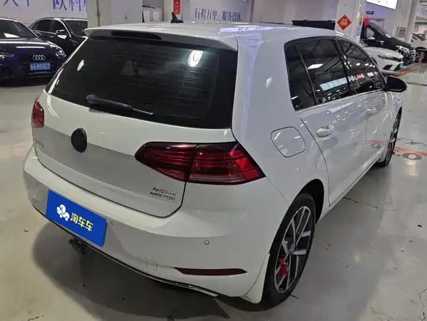 Volkswagen Golf 2020
