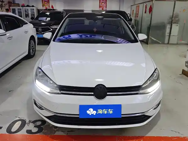 Volkswagen Golf 2020