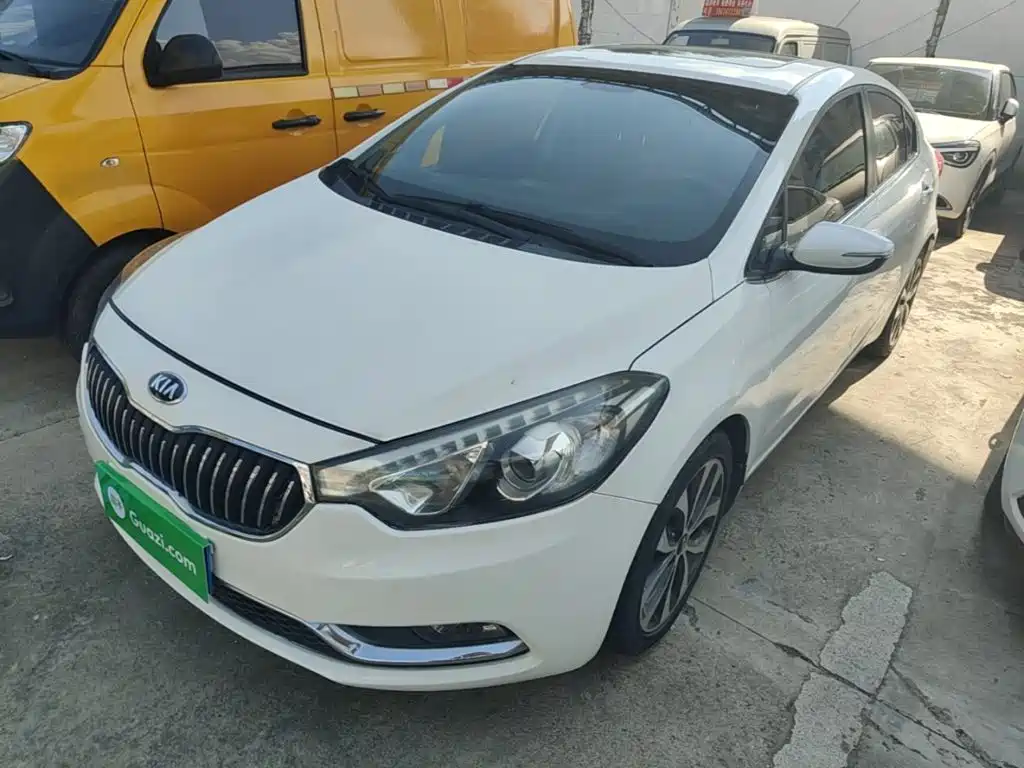Kia K3 2015