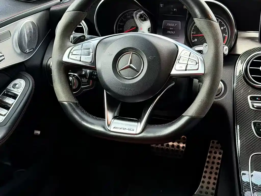 Mercedes-Benz C-Class AMG 2016 — фото 5