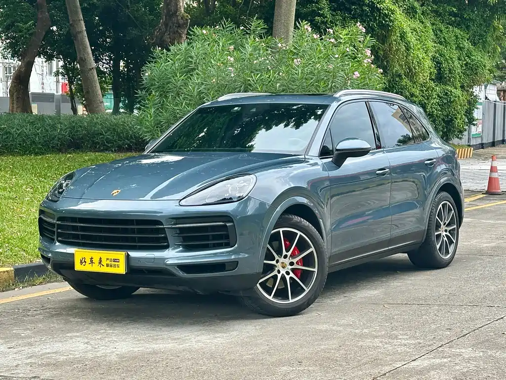 Porsche Cayenne 2018 — фото 1