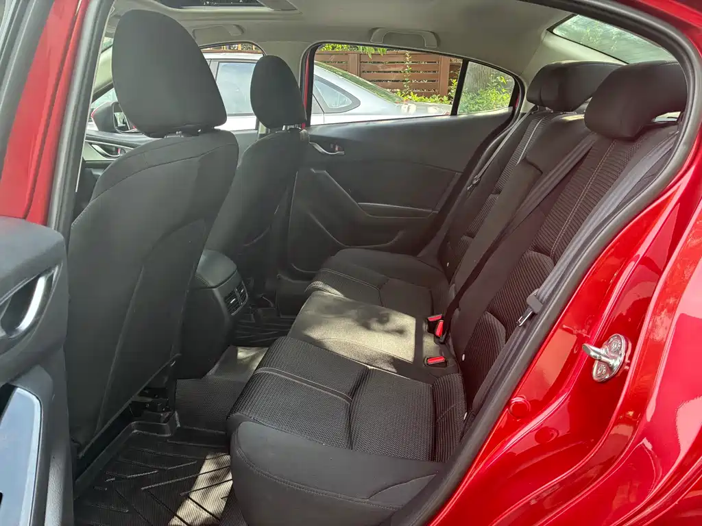 Mazda 3 Axela 2017