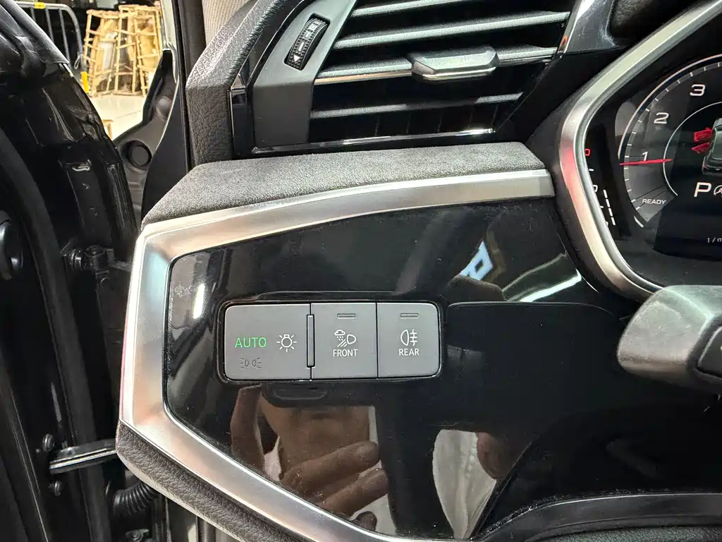 Audi Q3 2022 — фото 23