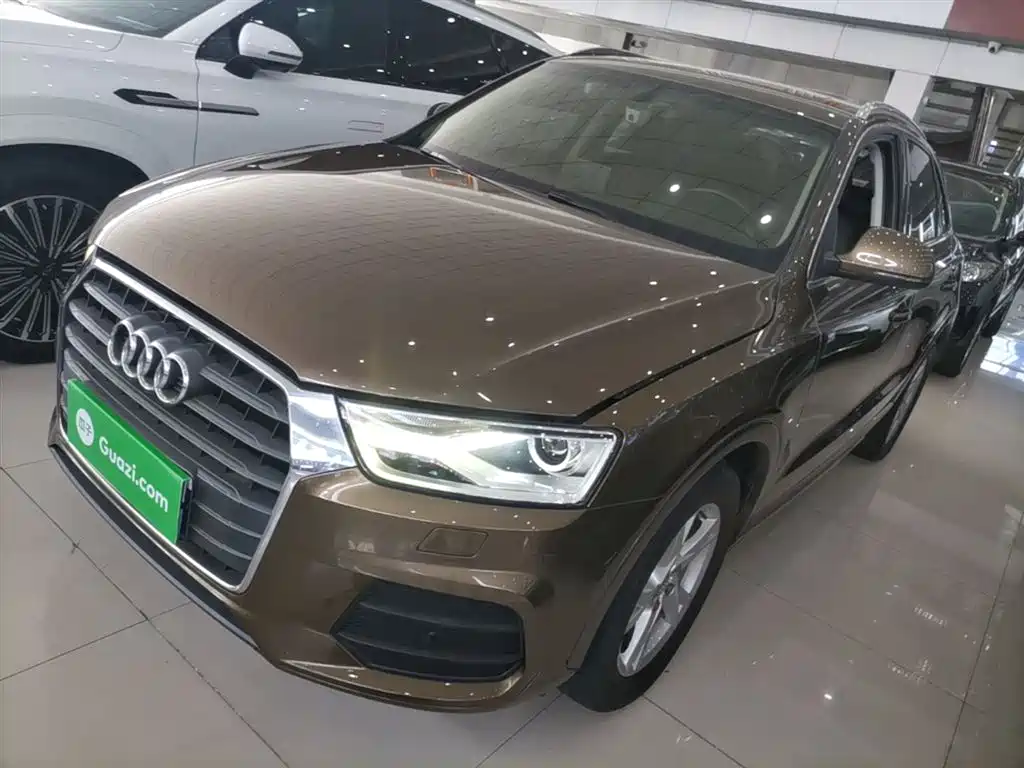 Audi Q3 2017 — фото 1