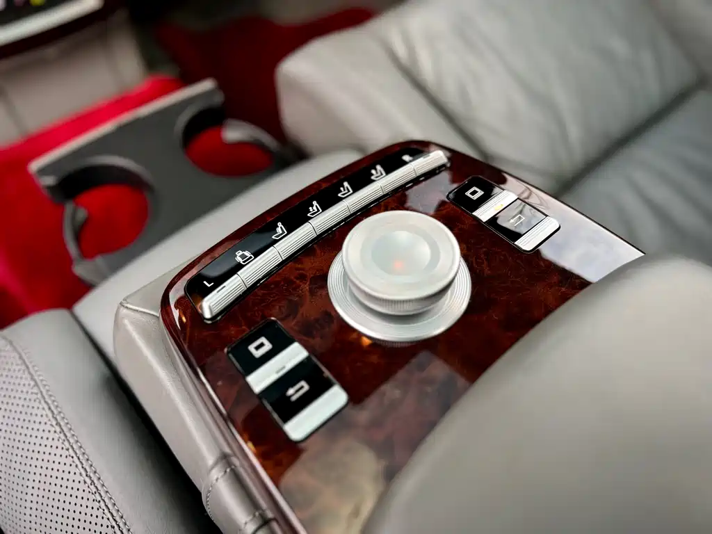 Mercedes-Benz S-Class 2007 — фото 19