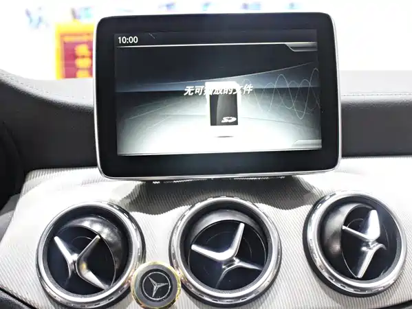 Mercedes-Benz GLA 2016