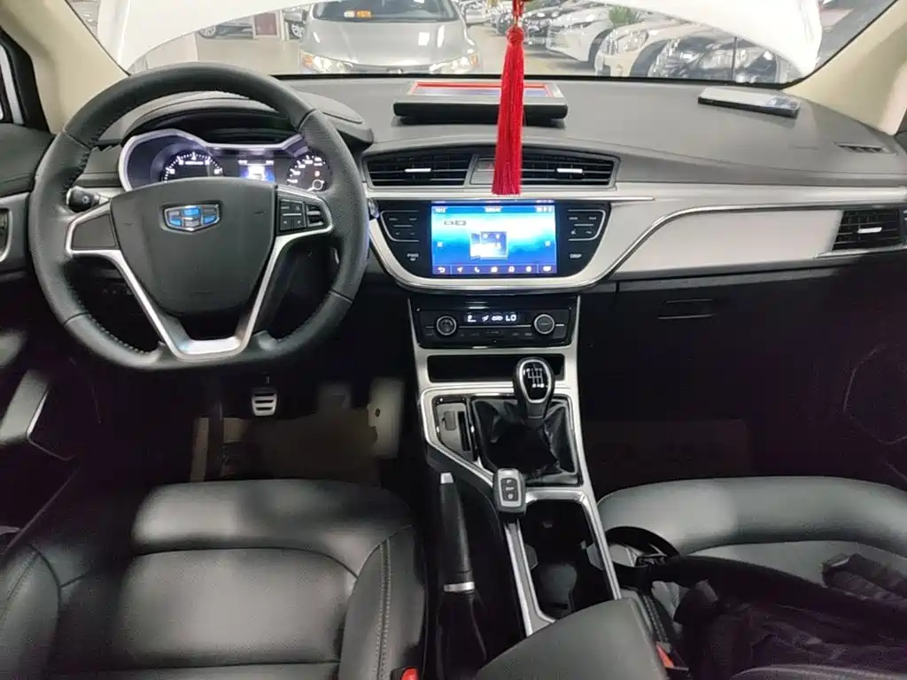 Geely Emgrand GS 2019 — фото 10