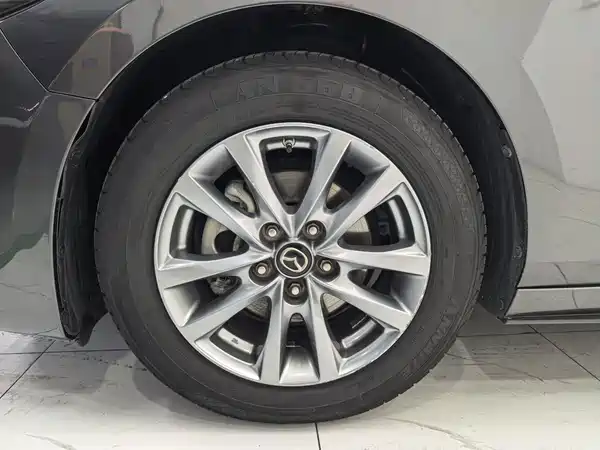 Mazda 3 Axela 2021
