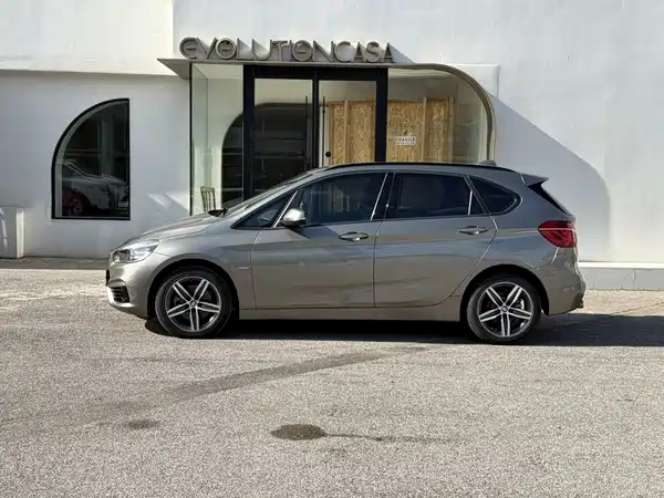 BMW 2 Series Station Wagon 2017