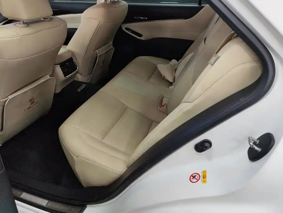 Toyota Crown 2019 — фото 11