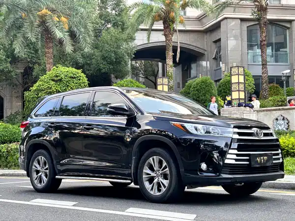 Toyota Highlander 2018